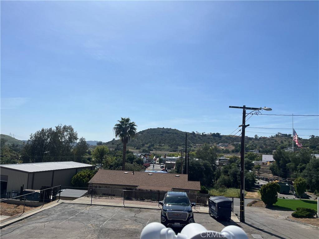 9335 Chimney Rock LN El Cajon, CA 92021