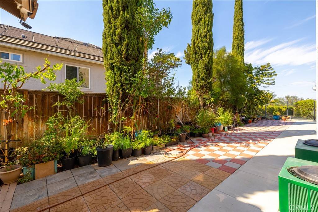 Escondido, CA 92029,1381 W 11th