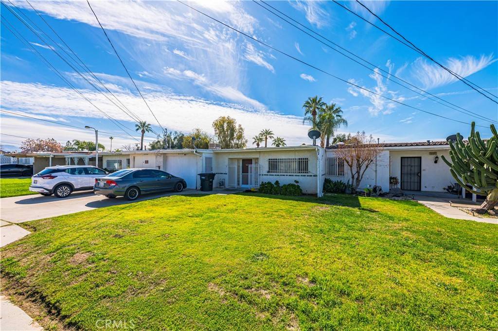 San Jacinto, CA 92583,318 E 7th ST