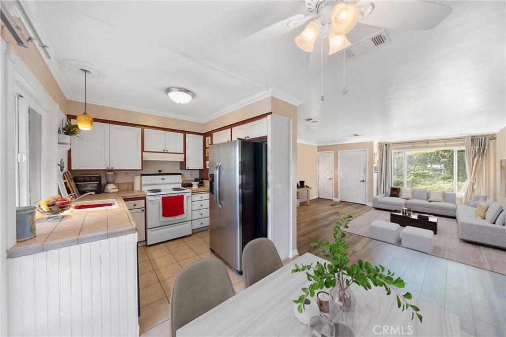 Oceanside, CA 92057,3839 Vista Campana S #8