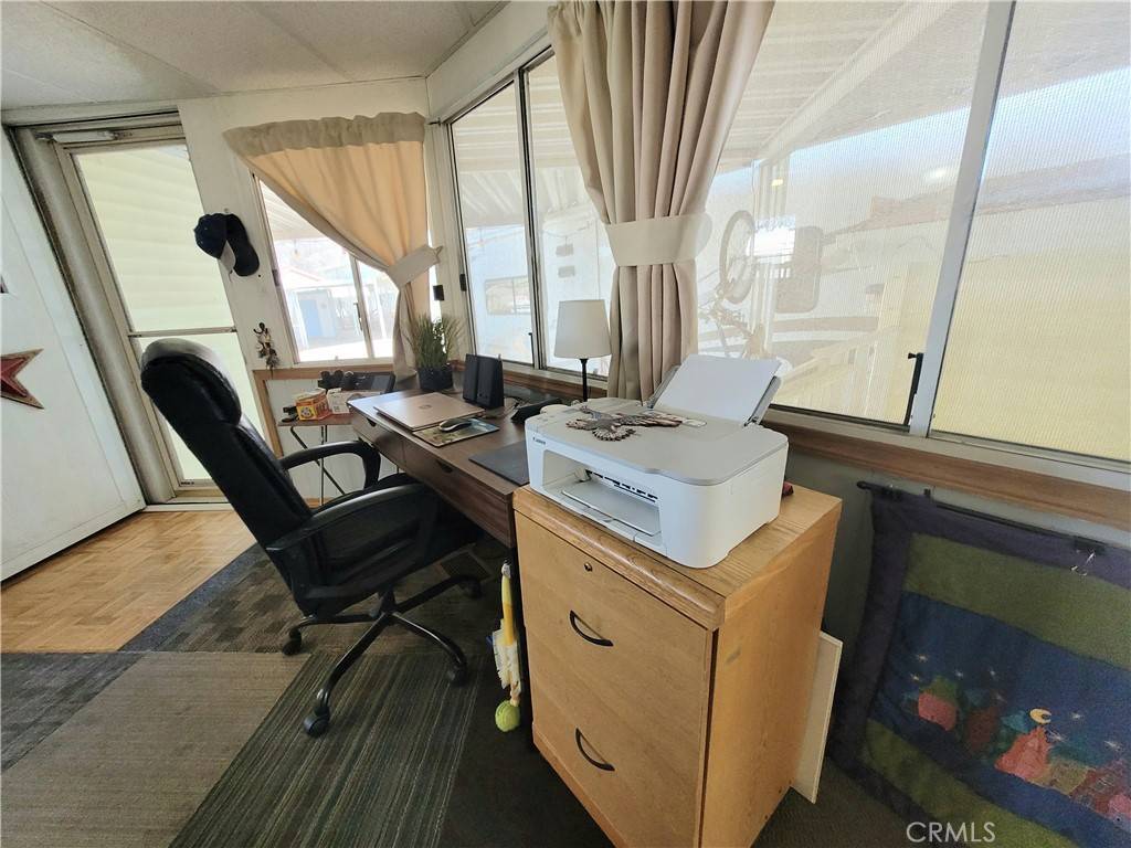 San Jacinto, CA 92583,864 Chestnut DR
