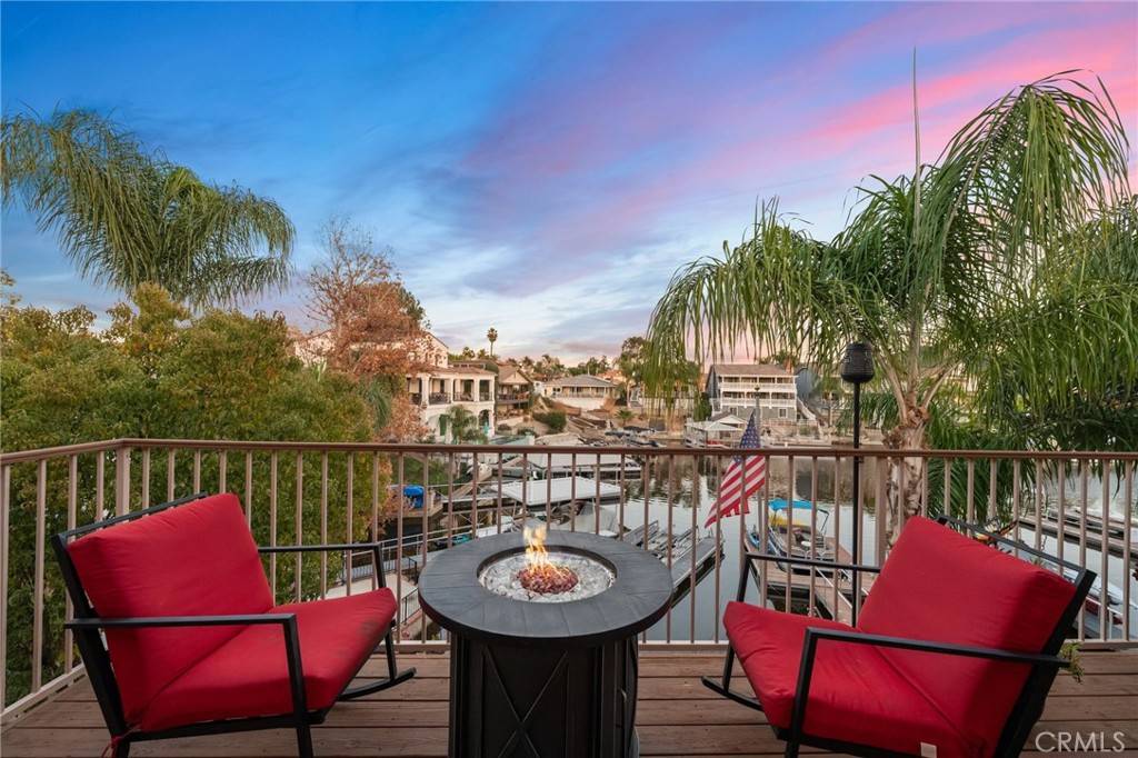 Canyon Lake, CA 92587,30042 Point Marina DR