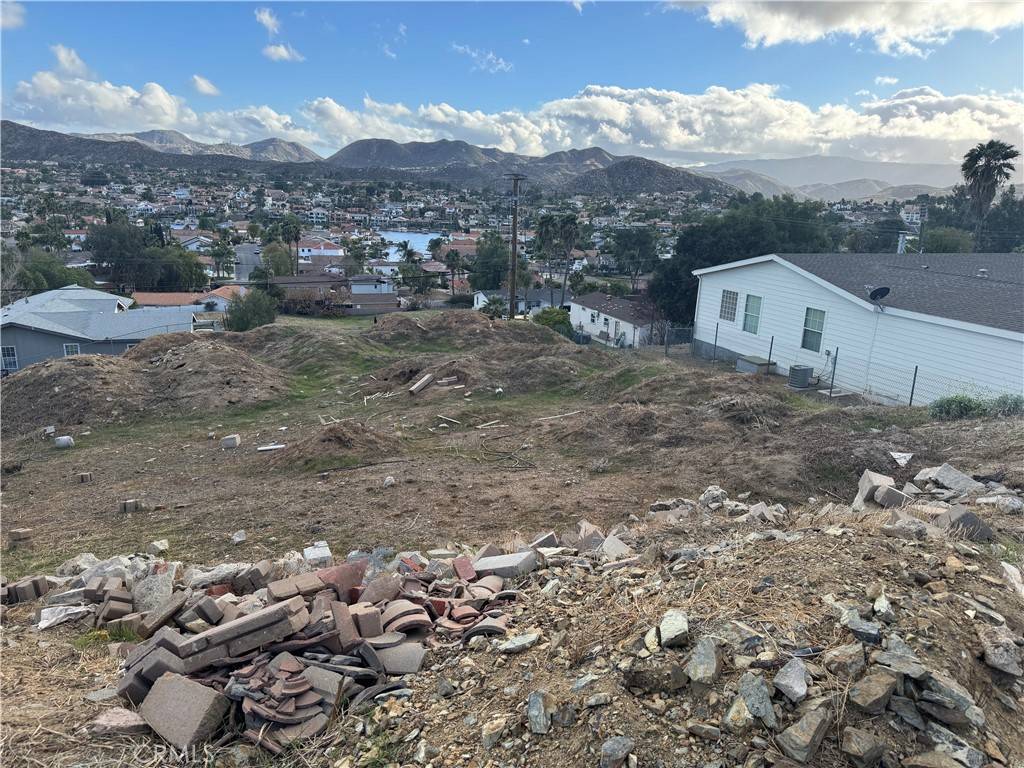 Canyon Lake, CA 92587,0 SCHIRMER DR