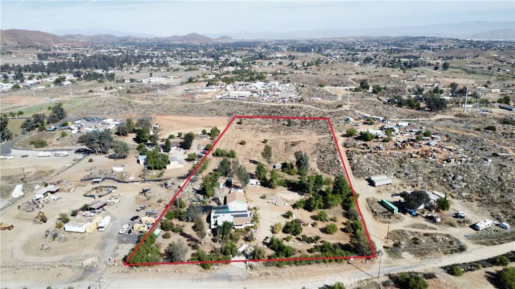 Perris, CA 92570,22150 Mcpherson RD