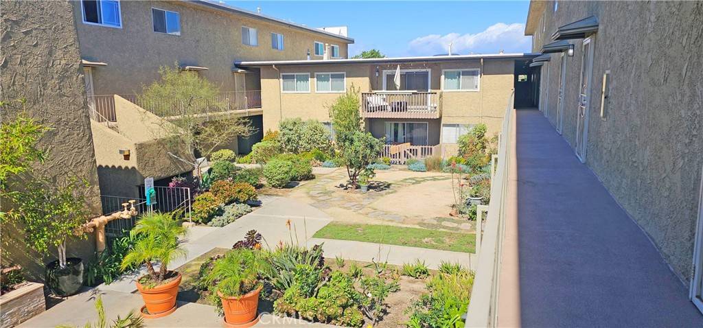 Lawndale, CA 90260,4727 W 147th ST #243
