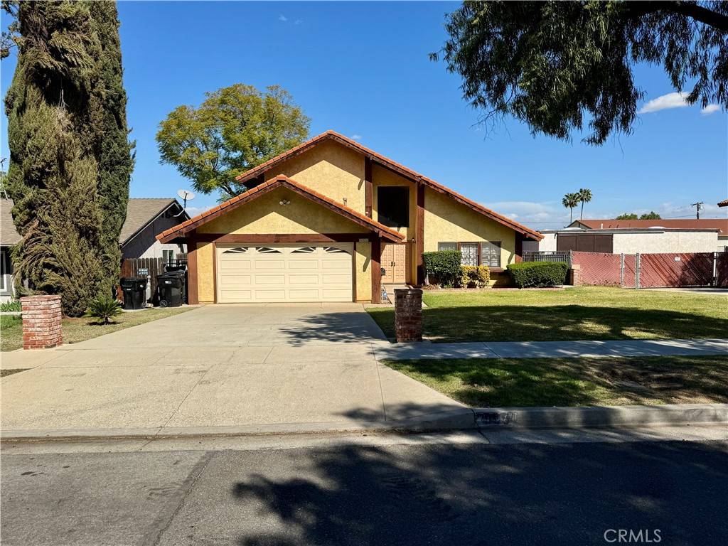 Corona, CA 92882,995 Bluecrest ST