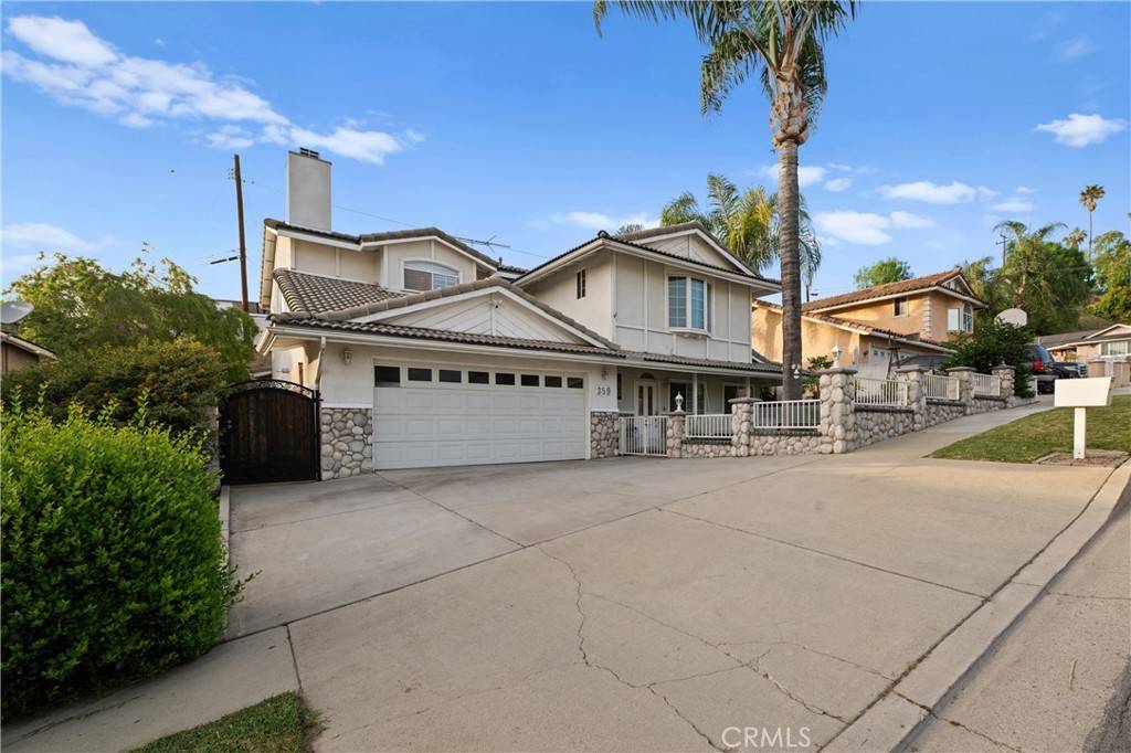 La Puente, CA 91744,359 Dalesford DR