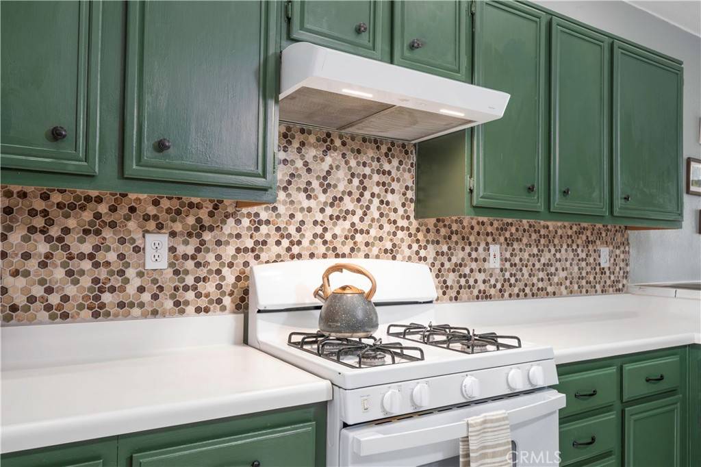 Temecula, CA 92592,33411 Camino Piedra Rojo