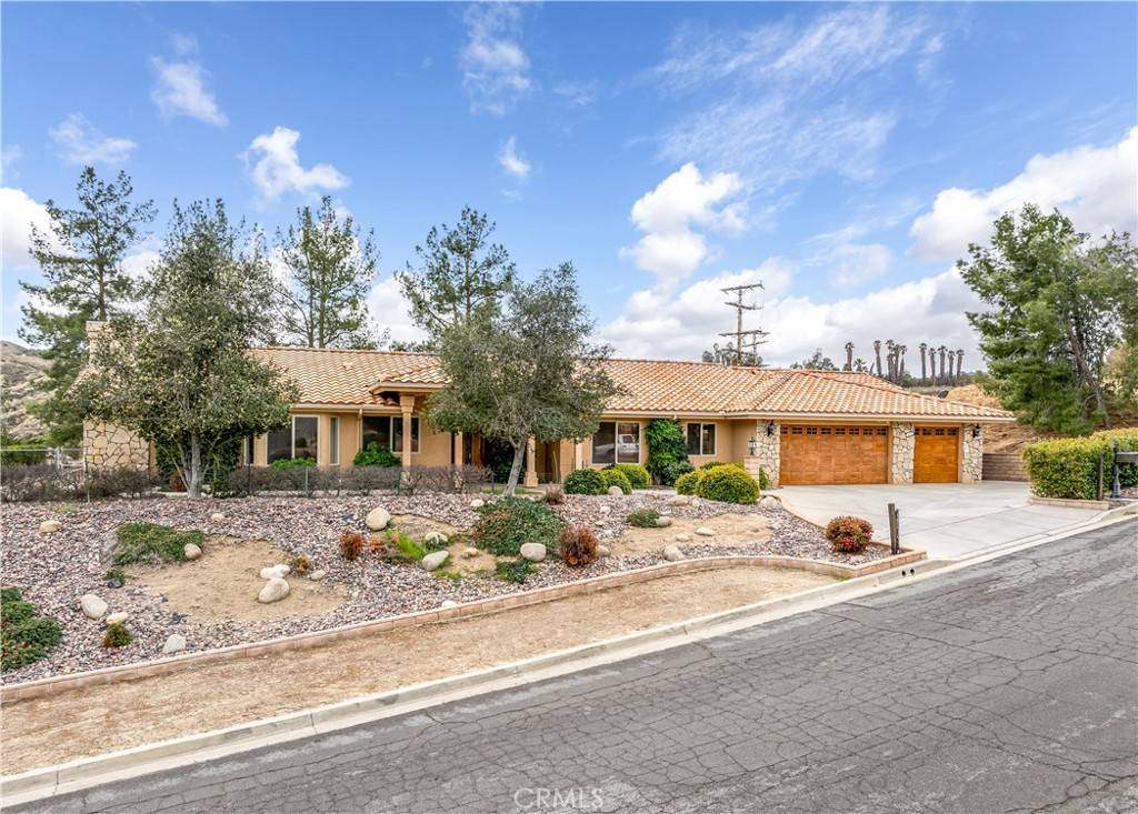 Hemet, CA 92544,45527 Denizen Heights RD