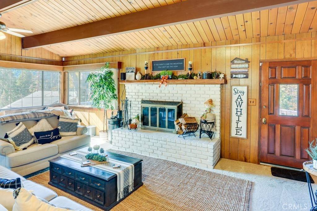 Crestline, CA 92325,633 Arth DR