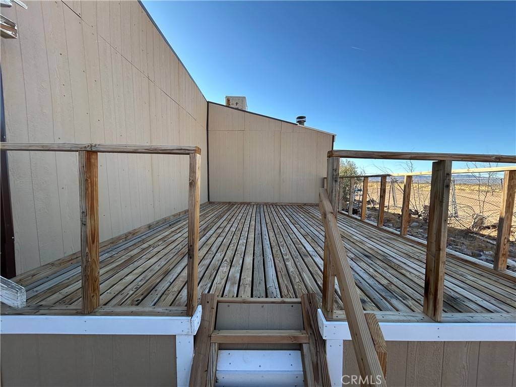 40694 Mountain View RD Newberry Springs, CA 92365