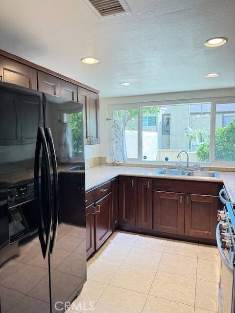 Pomona, CA 91767,676 Parkwood LN