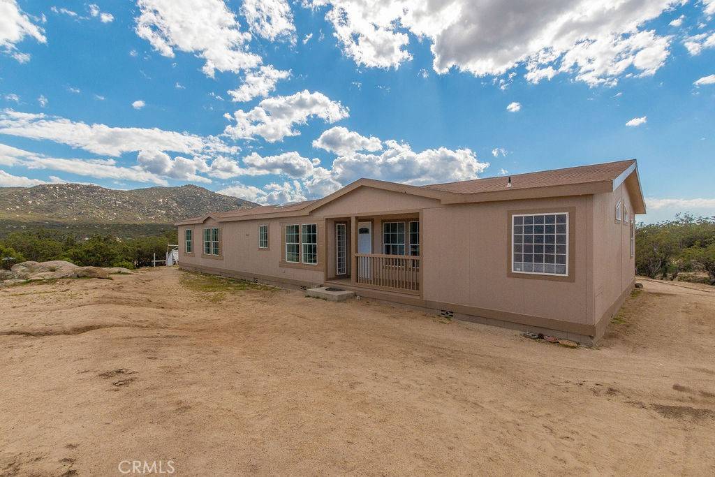 Aguanga, CA 92536,51920 Tule Peak RD