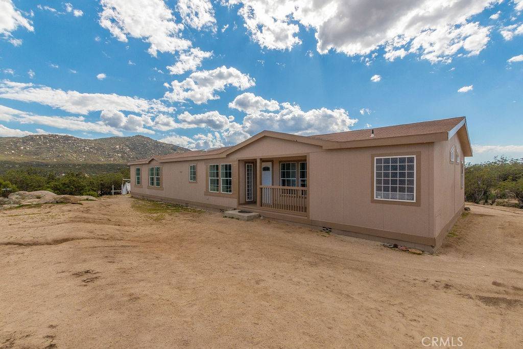 Aguanga, CA 92536,51920 Tule Peak RD