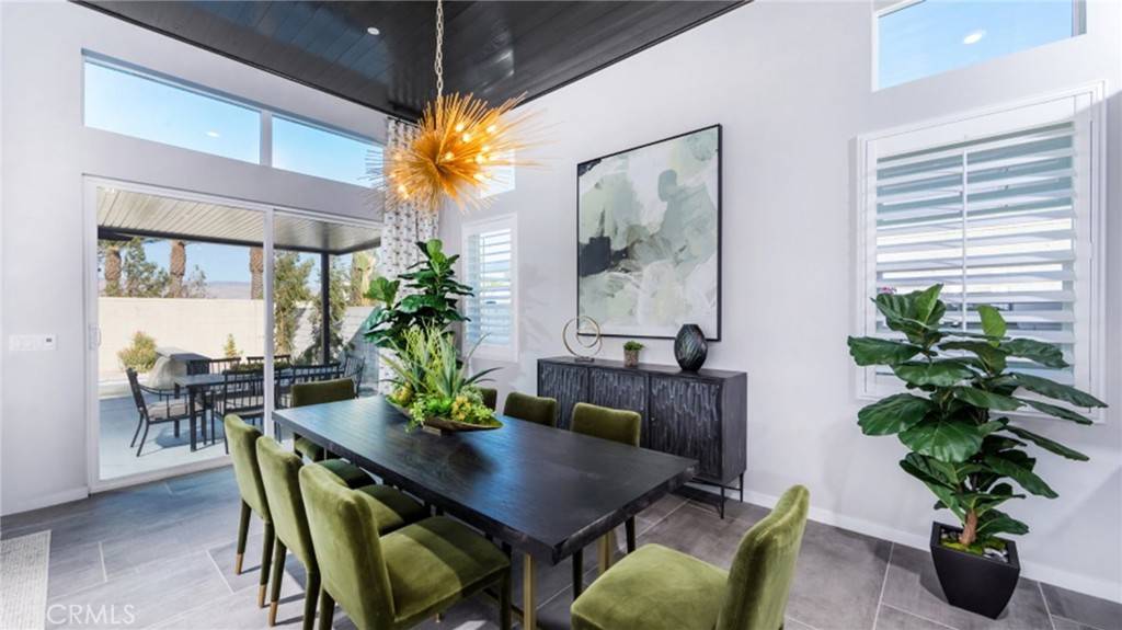 Palm Springs, CA 92262,121 Mustang LN