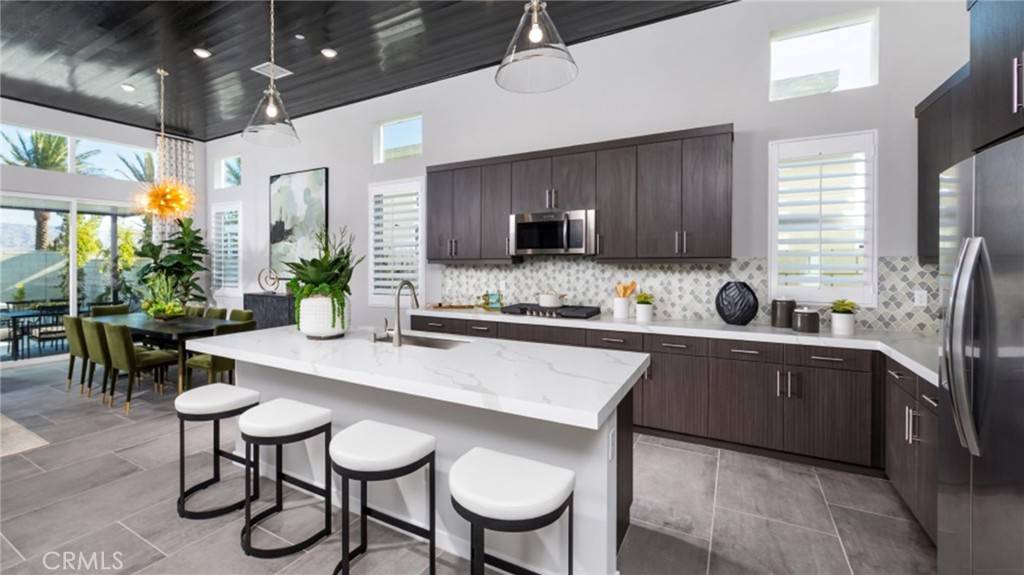 Palm Springs, CA 92262,121 Mustang LN