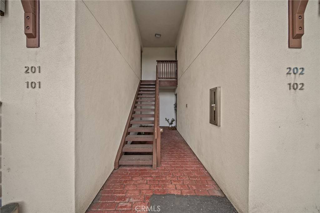 Encinitas, CA 92024,1710 S El Camino Real #201