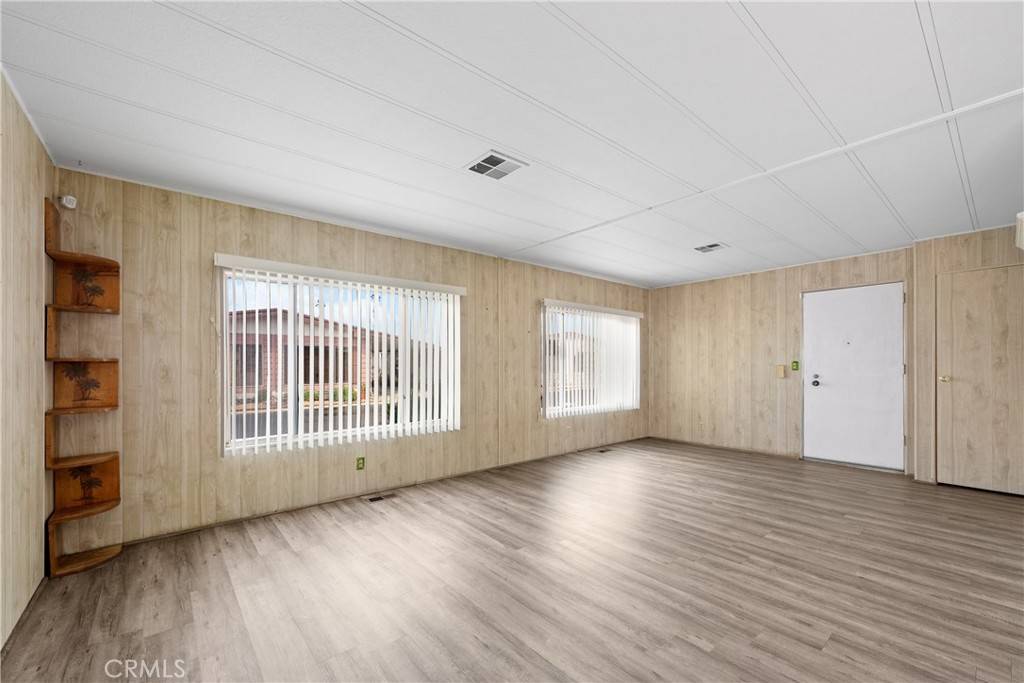 Hemet, CA 92545,601 N Kirby ST #220