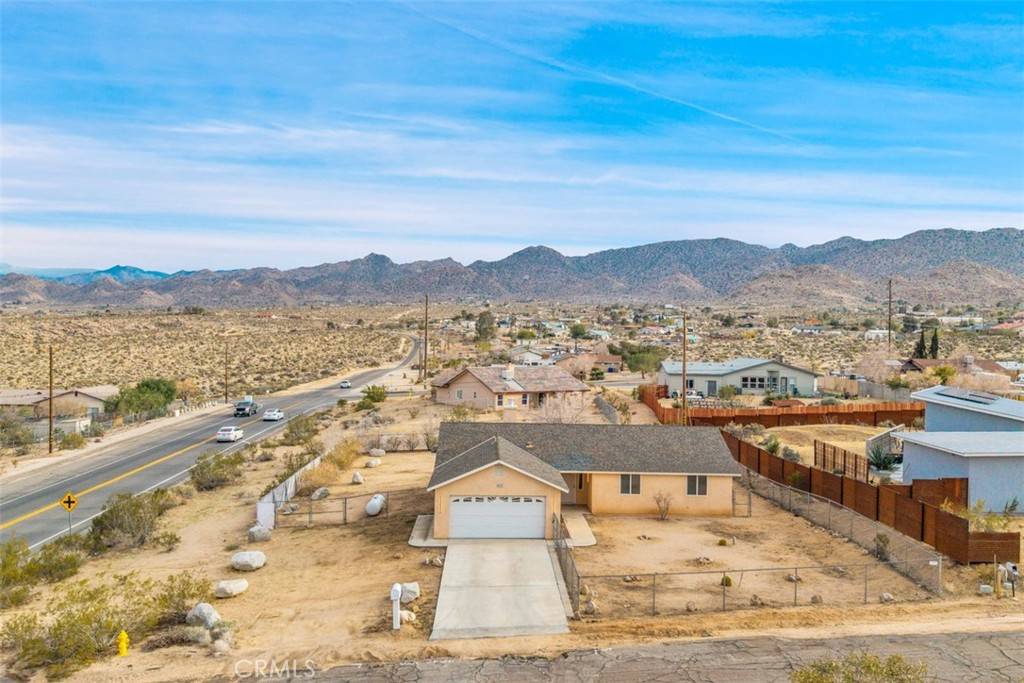 Joshua Tree, CA 92252,61791 Alta Mesa DR