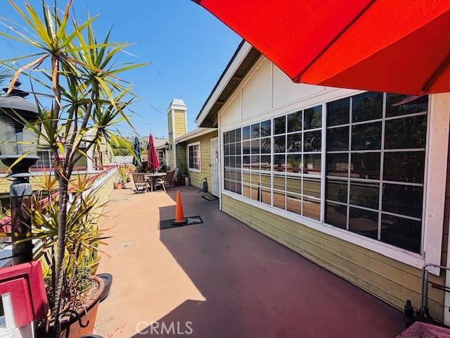 Signal Hill, CA 90755,1864 Raymond Ave #4