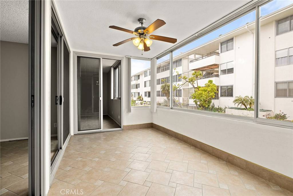 Playa Del Rey, CA 90293,8701 Delgany AVE #105