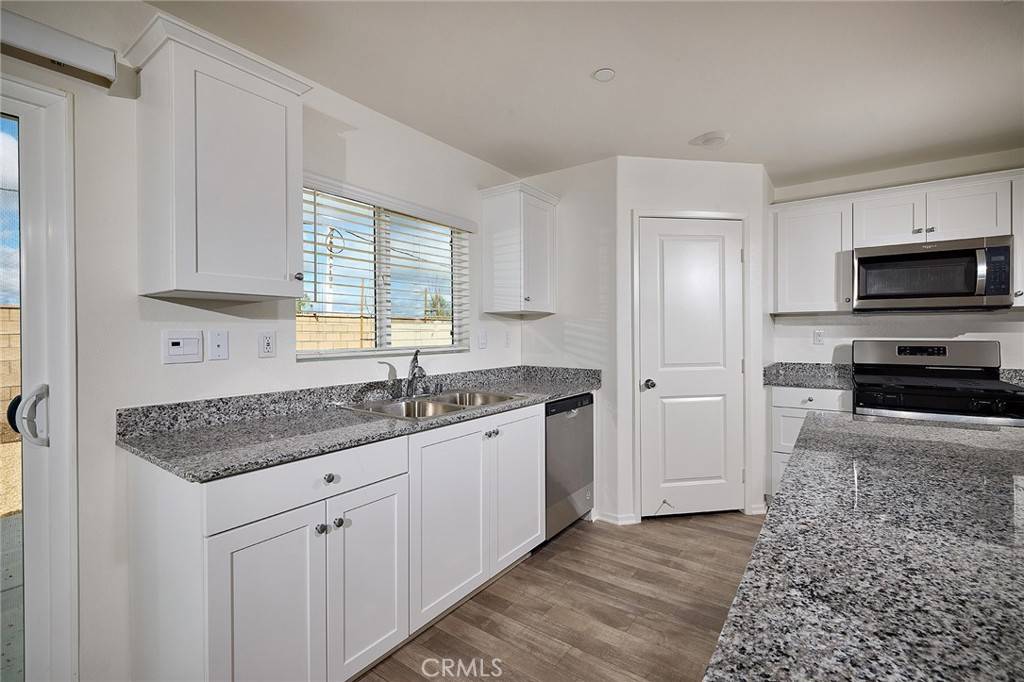 Winchester, CA 92596,28662 New Yorker LN