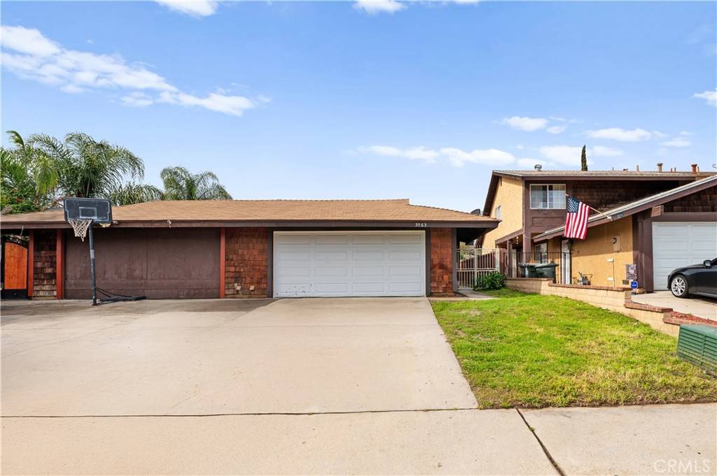 Lake Elsinore, CA 92530,3563 Linnet DR