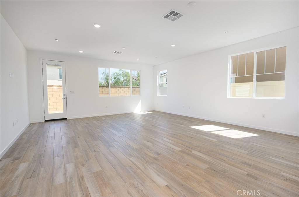 Loma Linda, CA 92373,26128 San Luis ST