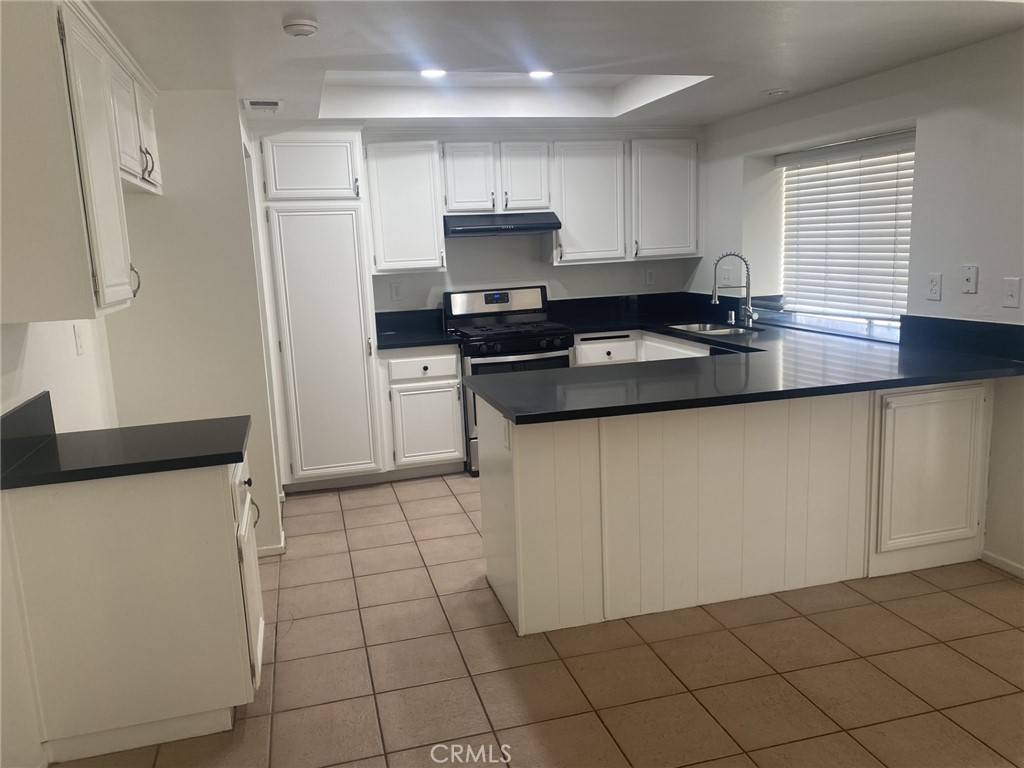 Corona, CA 92879,551 Ventura AVE