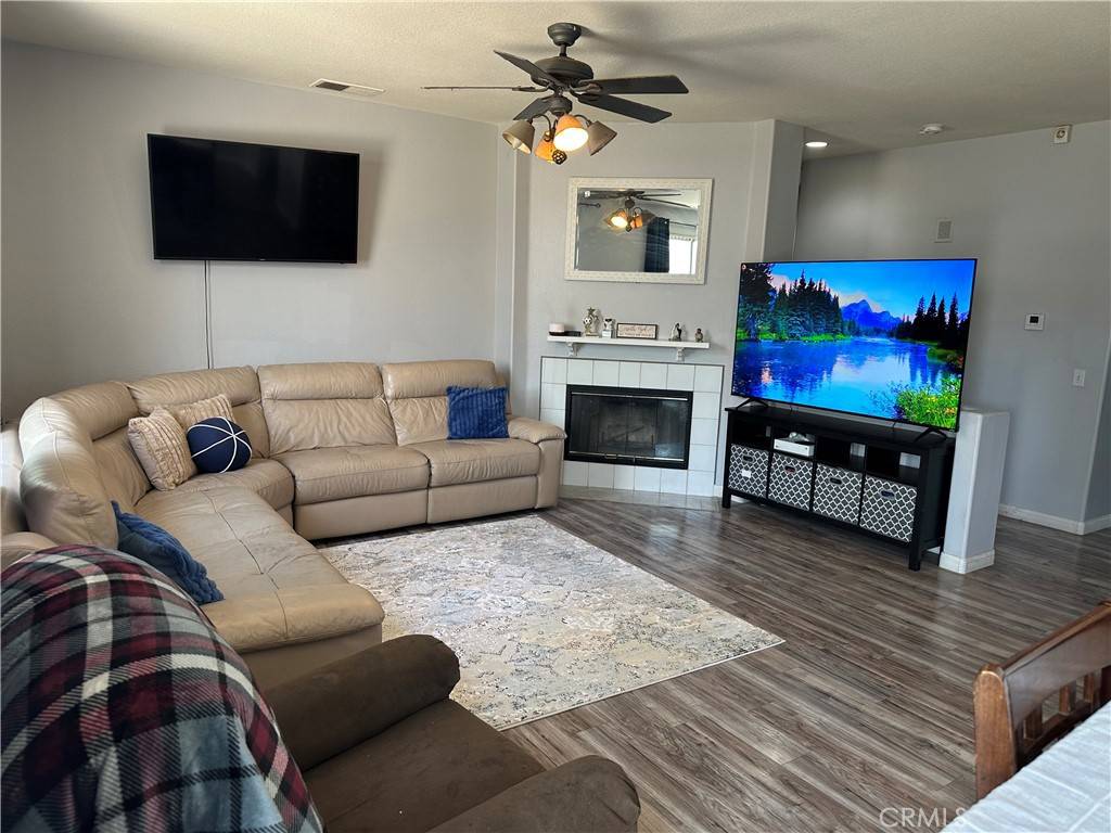 Hemet, CA 92545,1063 Blackburn WAY