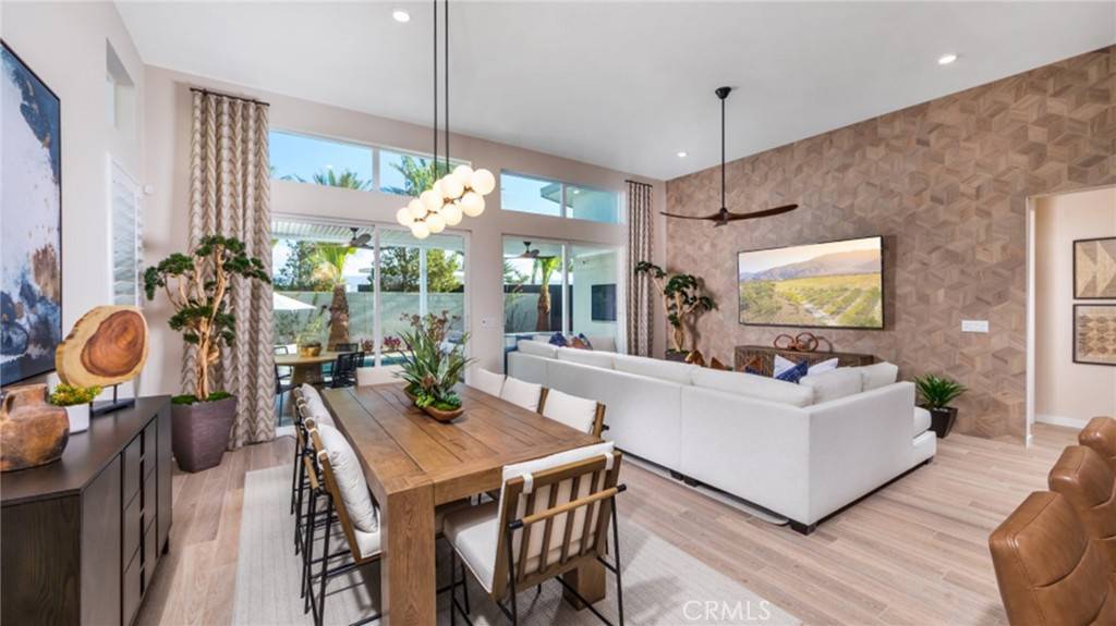 Palm Springs, CA 92262,103 Mustang LN