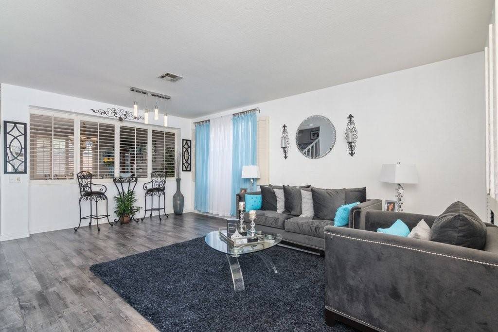 Hemet, CA 92545,541 Madrid ST