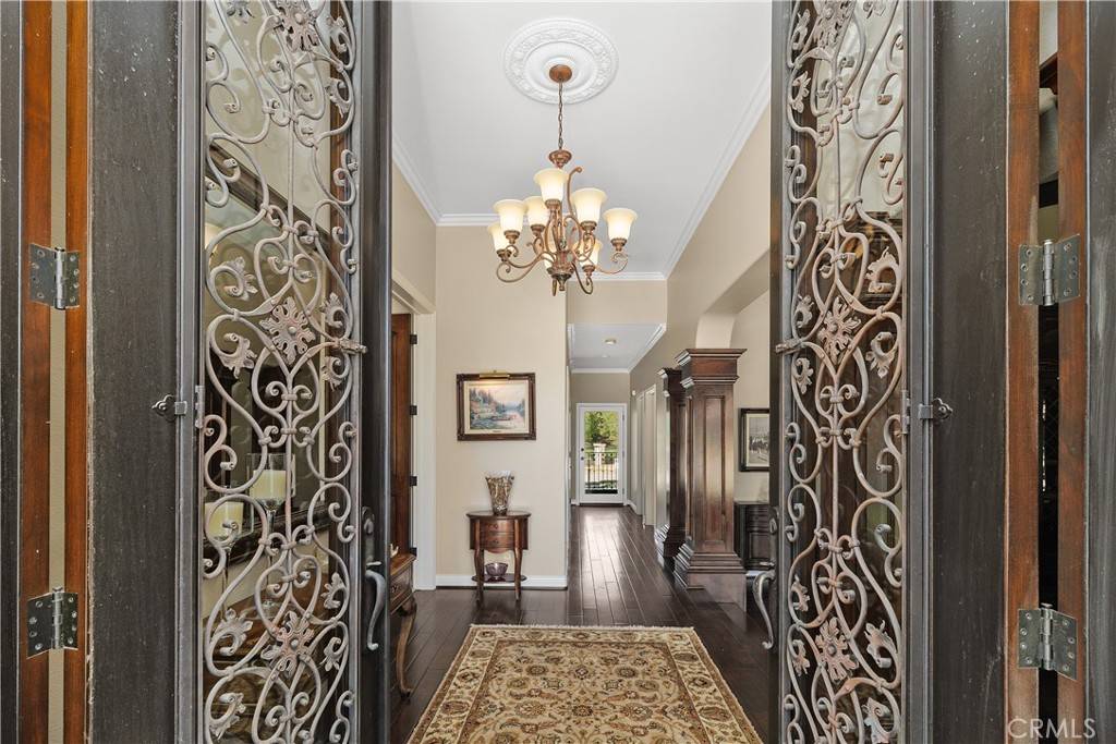 Murrieta, CA 92562,38541 SHOAL CREEK DR