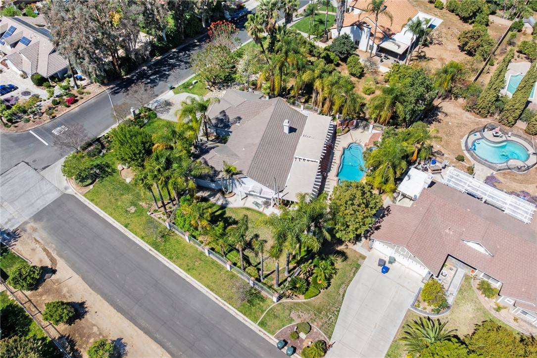 2525 Cross ST Riverside, CA 92503