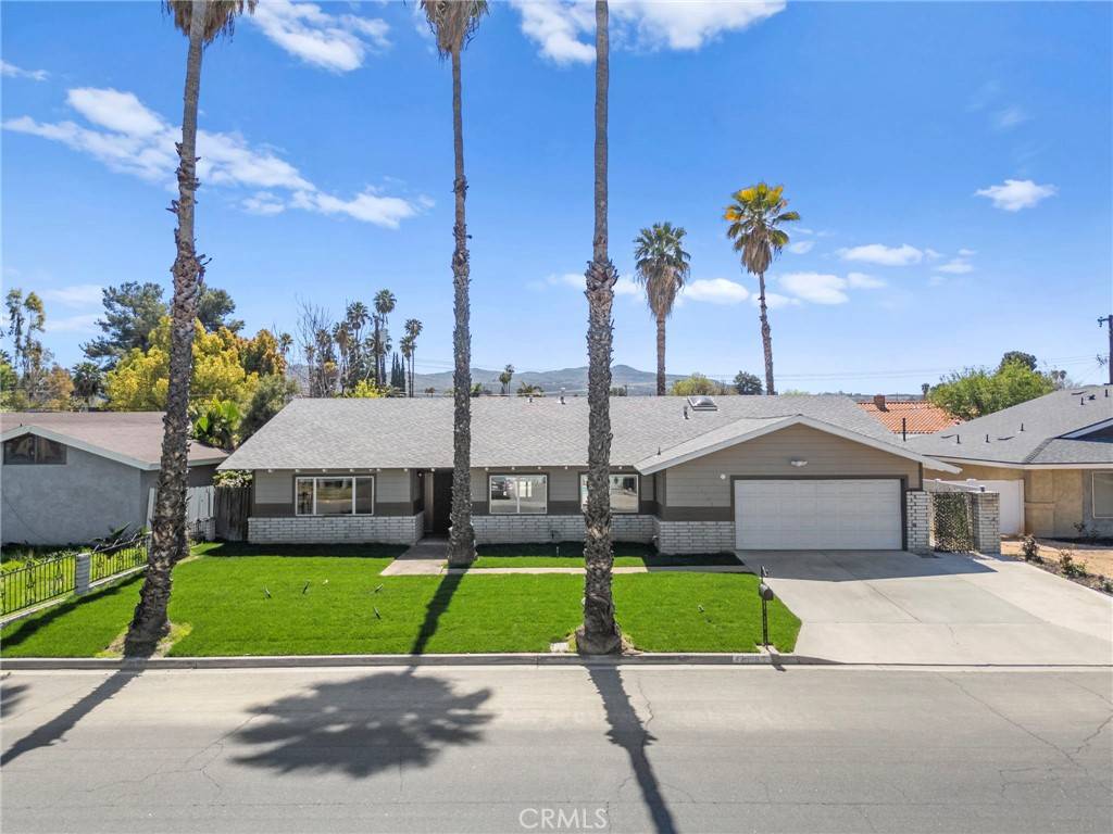 Hemet, CA 92544,42399 Buenos Aires DR