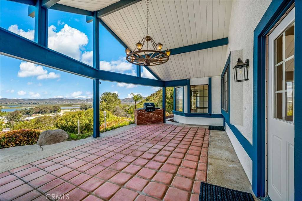 Lake Elsinore, CA 92530,18339 Sanders DR