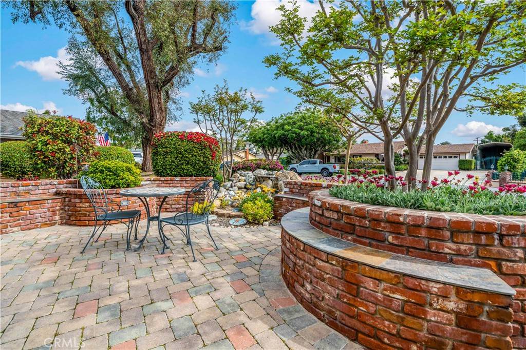 Yorba Linda, CA 92886,5367 Los Altos LN