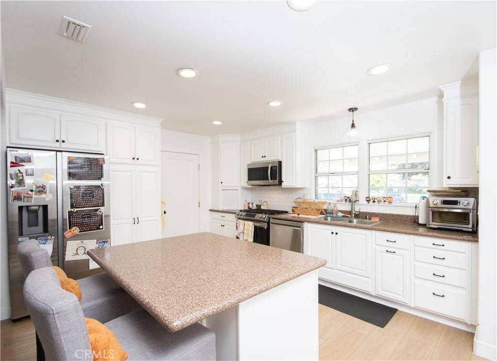 Orange, CA 92865,2702 N Dunbar ST