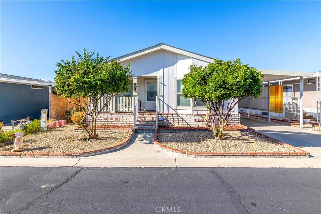 Hemet, CA 92544,44725 E. Florida Ave #212