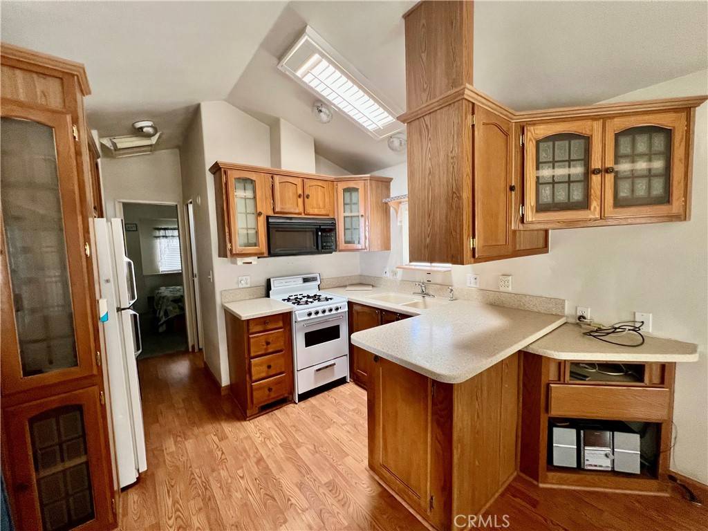 Hemet, CA 92545,1295 S Cawston AVE #496