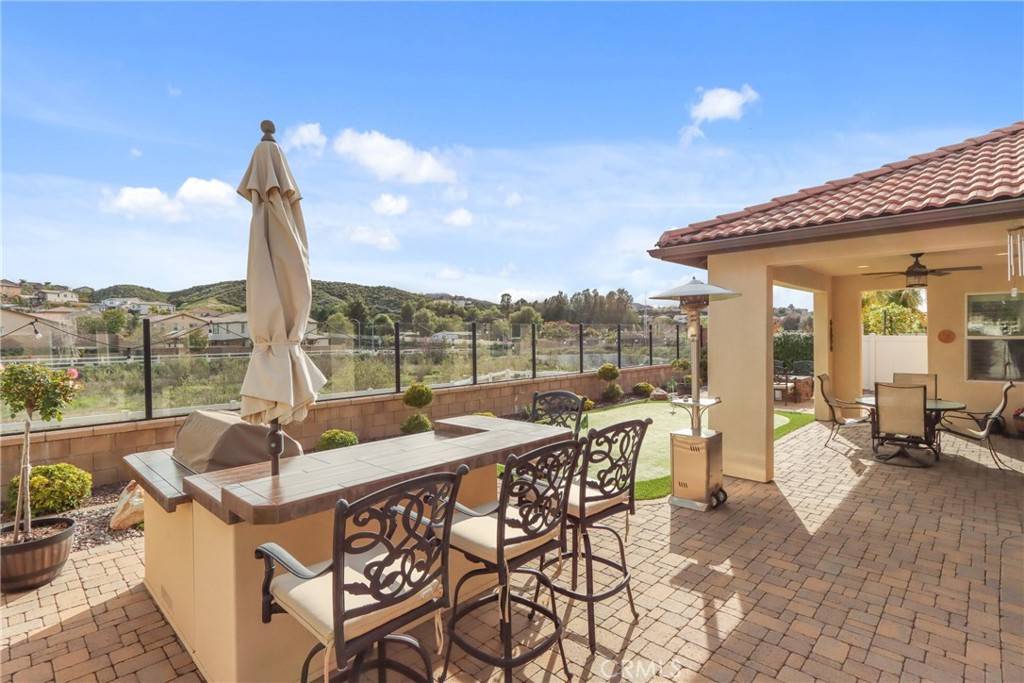 Temecula, CA 92592,33195 Barmetta LN