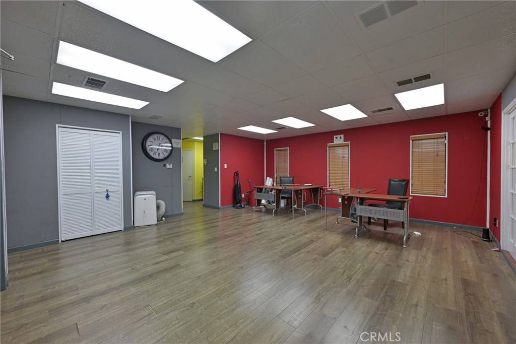 Pasadena, CA 91107,2151 E Colorado BLVD