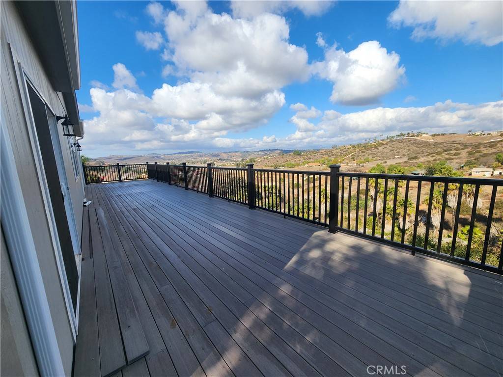 Bonsall, CA 92003,31630 Wrightwood