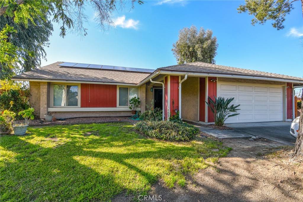 Hemet, CA 92544,25741 White Oak DR