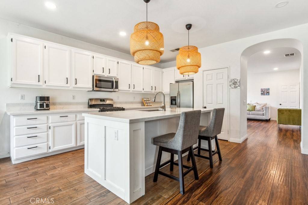 Murrieta, CA 92563,27636 Brentstone WAY