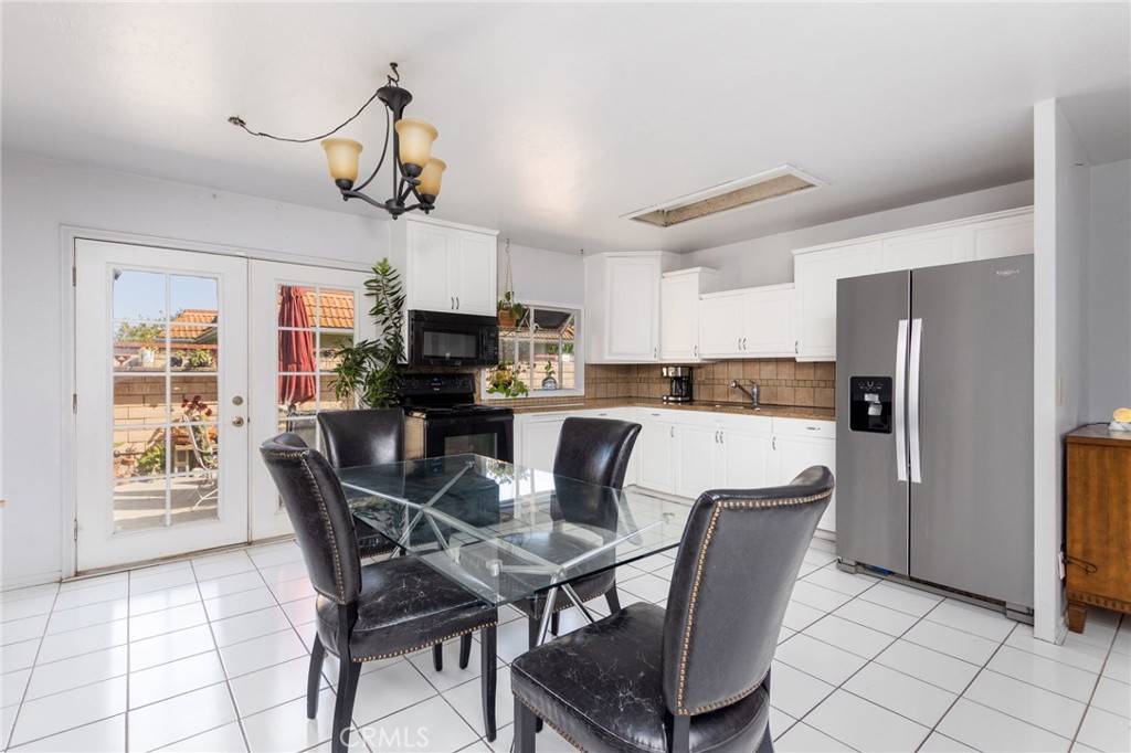 Aliso Viejo, CA 92656,23395 El Reposa