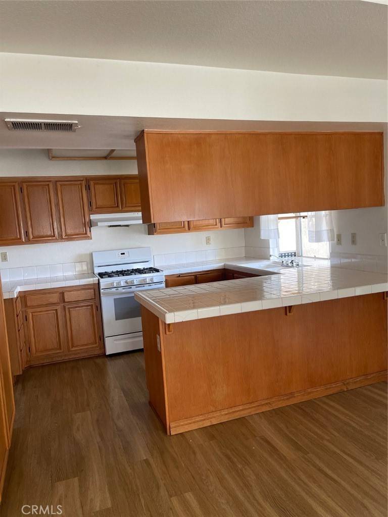 San Jacinto, CA 92583,878 Verona AVE