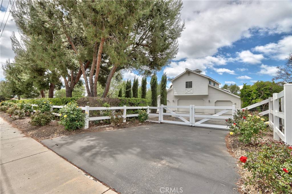 Murrieta, CA 92562,41548 Hutchison CT