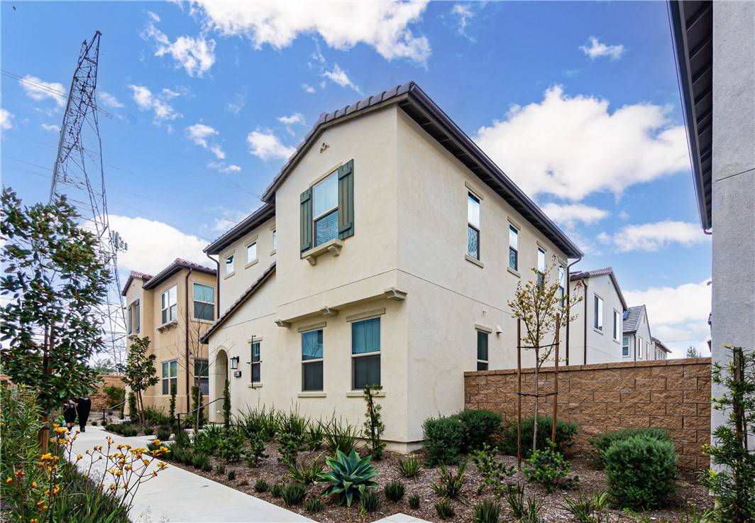 Fontana, CA 92336,16064 Jamie Ln #10