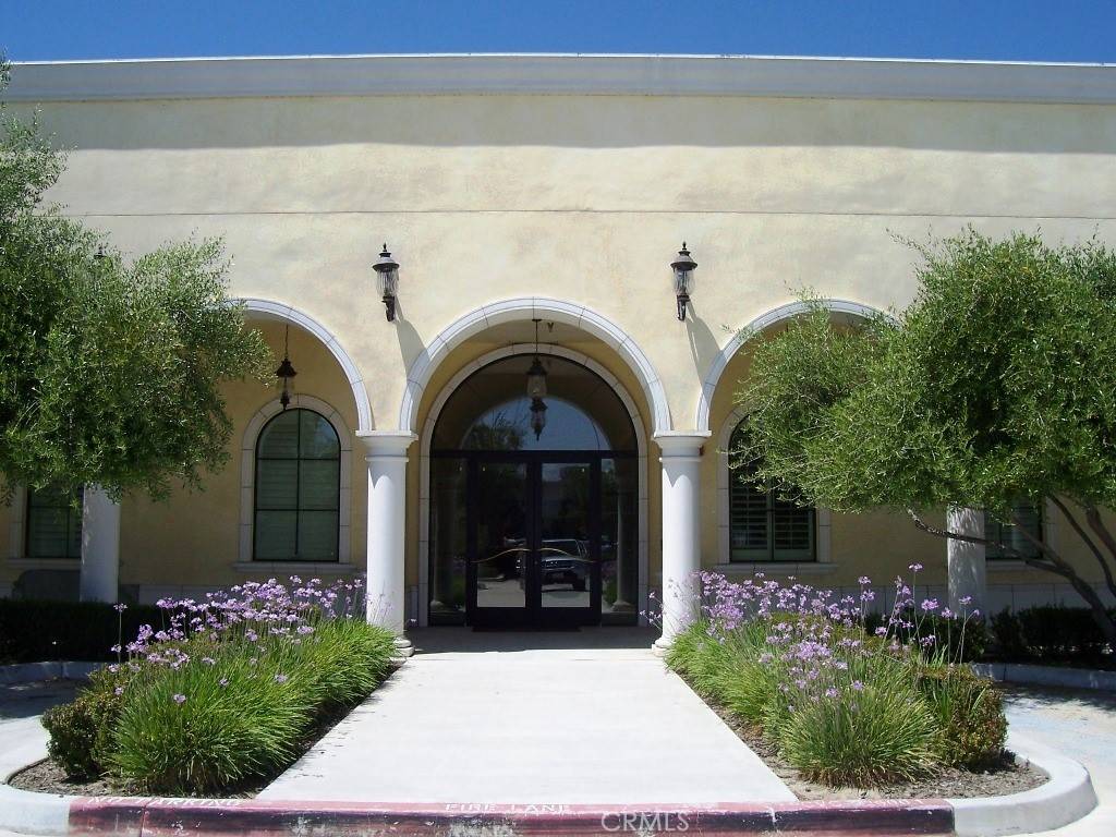 Temecula, CA 92590,27247 Madison AVE #106